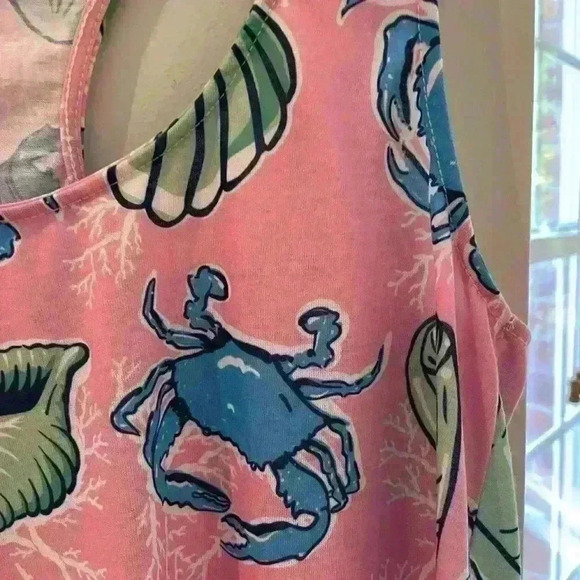 Simply Southern Tank Size Small, Cute cut out in back - Picture 3 of 8